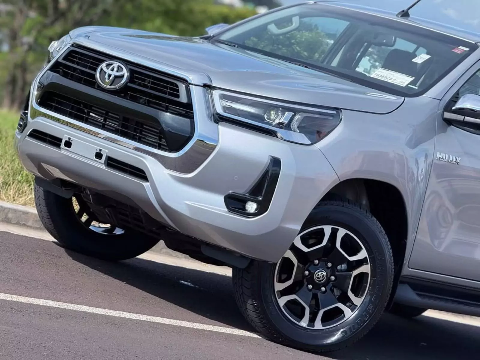  Toyota Hilux 2025