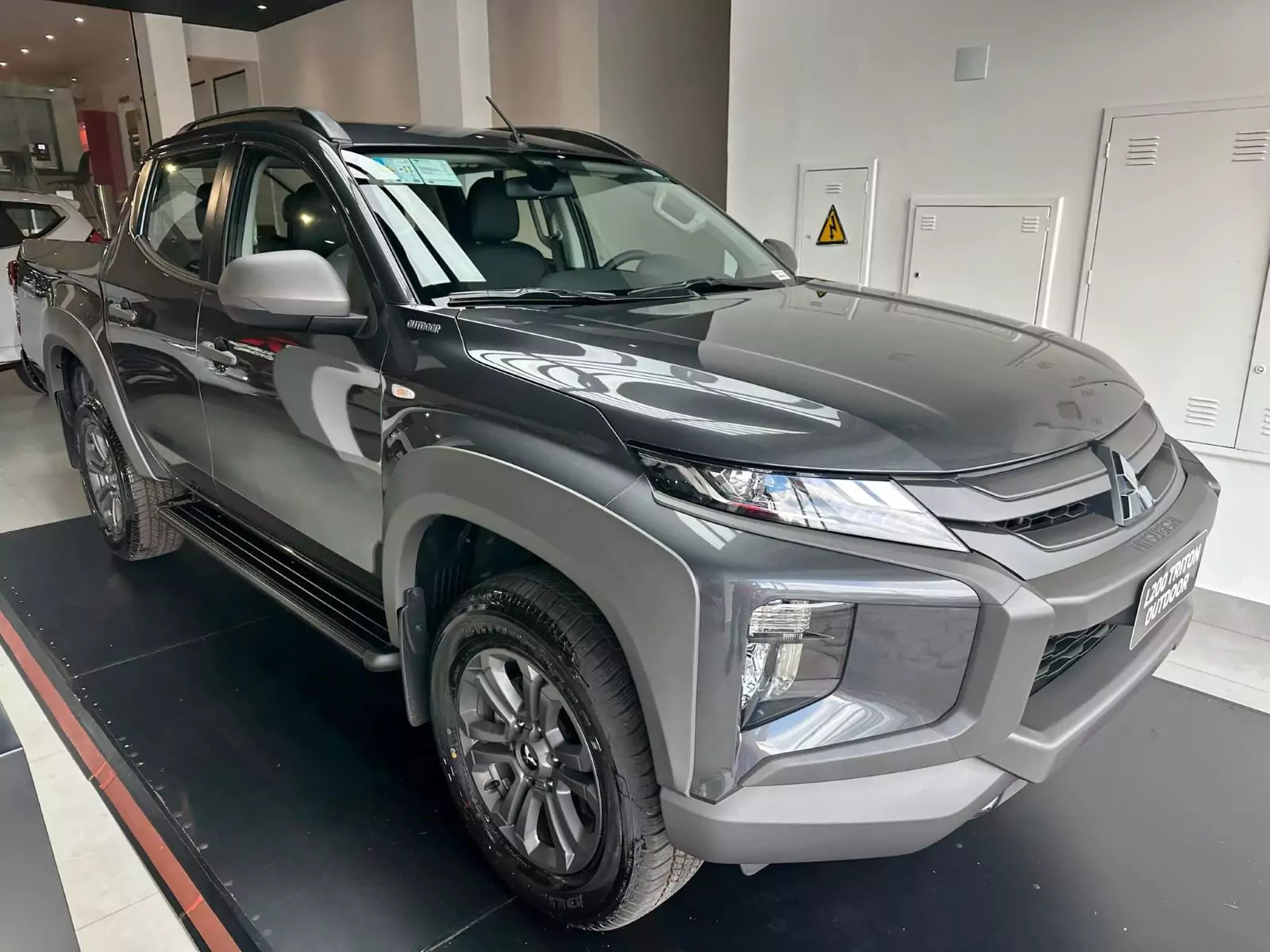 Mitsubishi L200