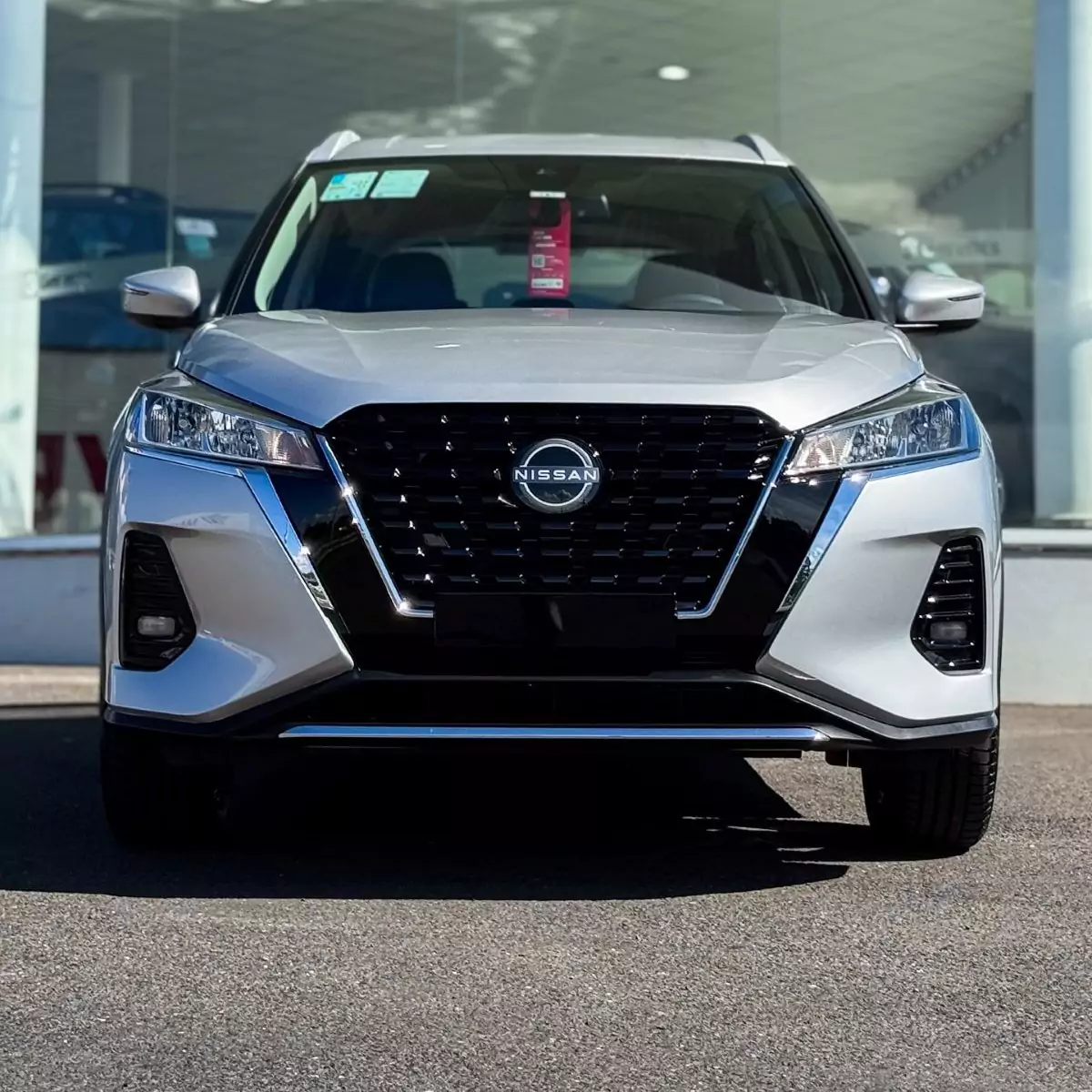 Nissan Kicks Play 2025